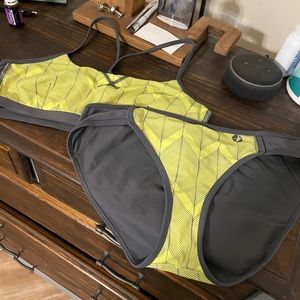 Oiselle swimwear size 4